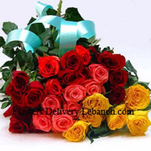 Mazzo di 12 rose rosse, 6 gialle e 6 rosa